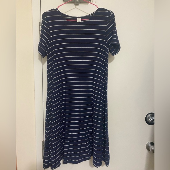 Old Navy Dresses & Skirts - Old Navy T-Shirt Dress Size Small Navy Blue and White Stripes